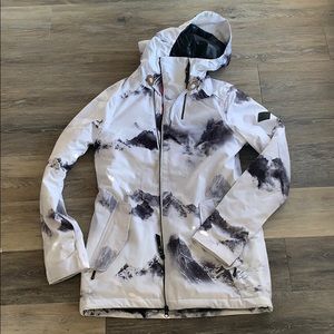 Gsou Snow Black and White Print Coat